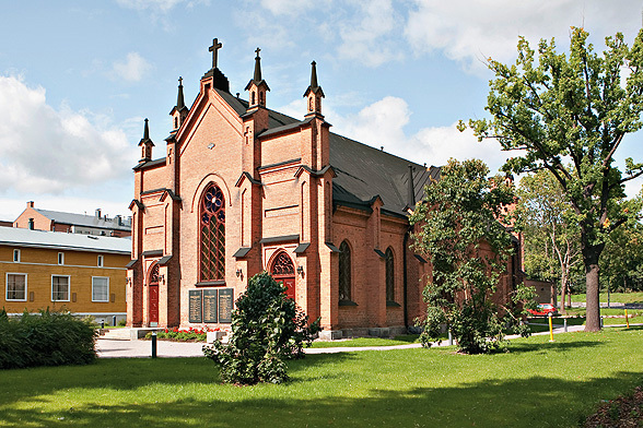 Vihkipaikkatarina: Tampereen Finlaysonin kirkko